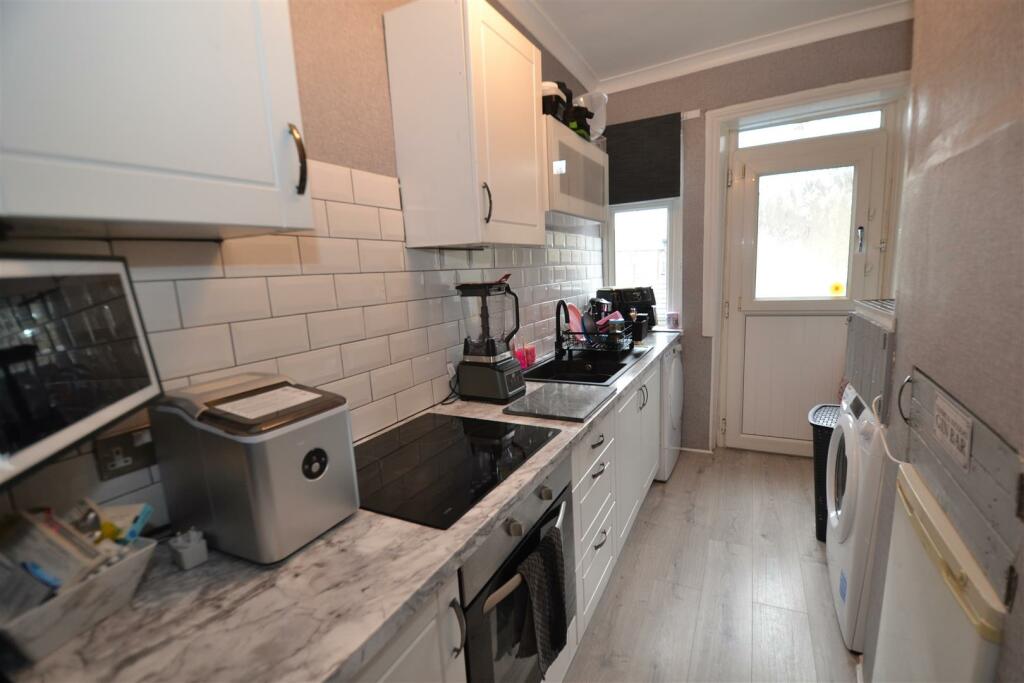 Additional image 3 of Cross Street, Oakenshaw, Bradford