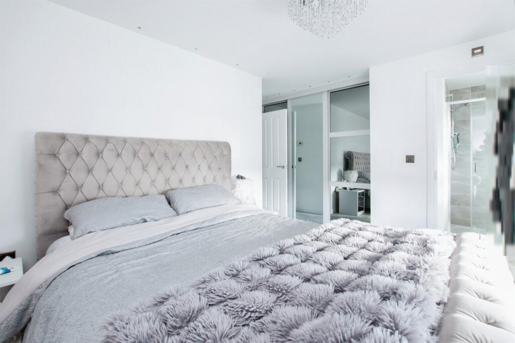 Additional image 8 of Provence Drive, Bearwood, Bournemouth