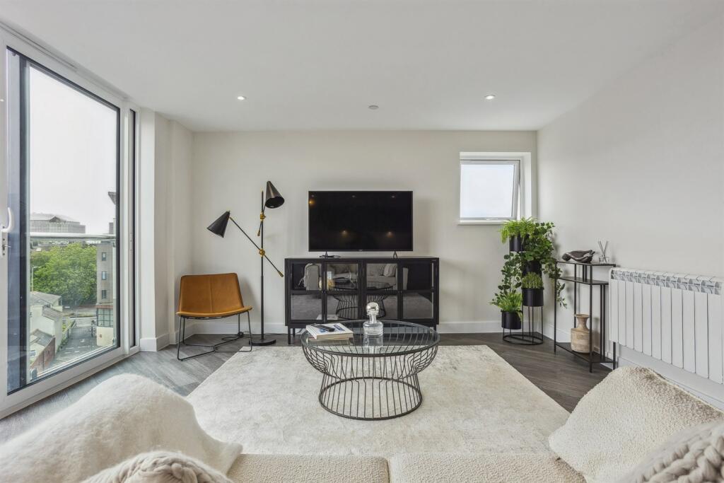 Additional image 17 of Canaway Court