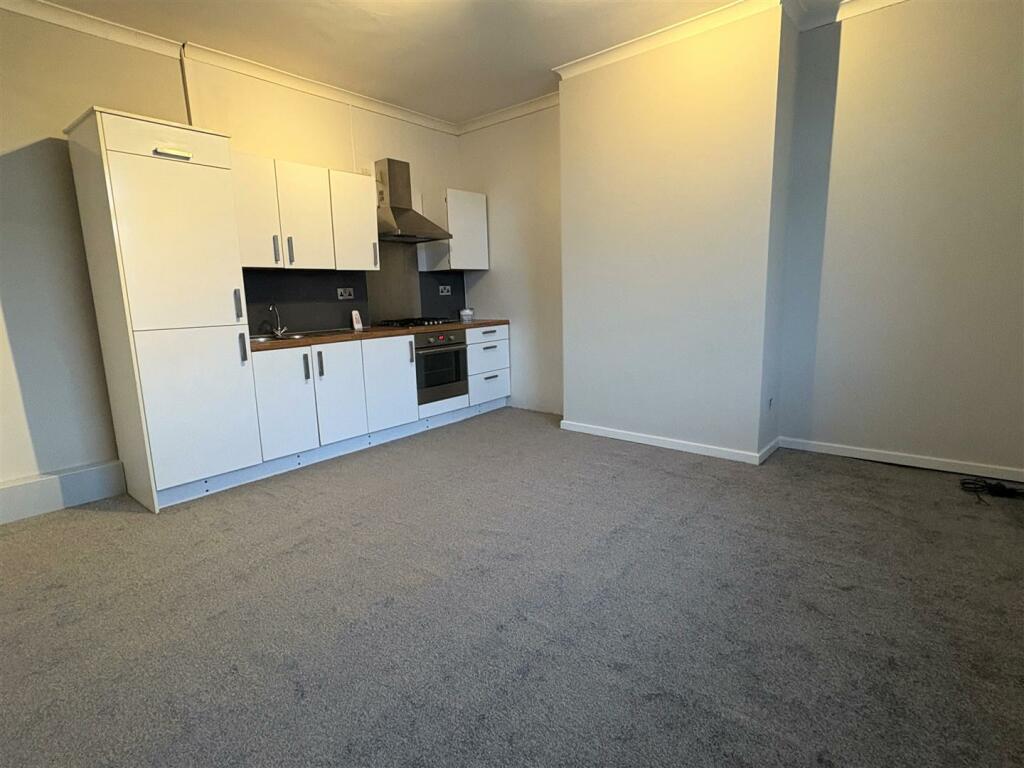 Additional image 11 of Crystal Terrace, Cutler Heights, Bradford