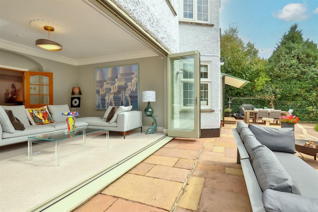 Additional image 23 of Lawrence Drive, Poole