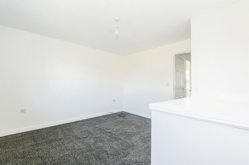 Additional image 11 of Churn Drive, Bradford