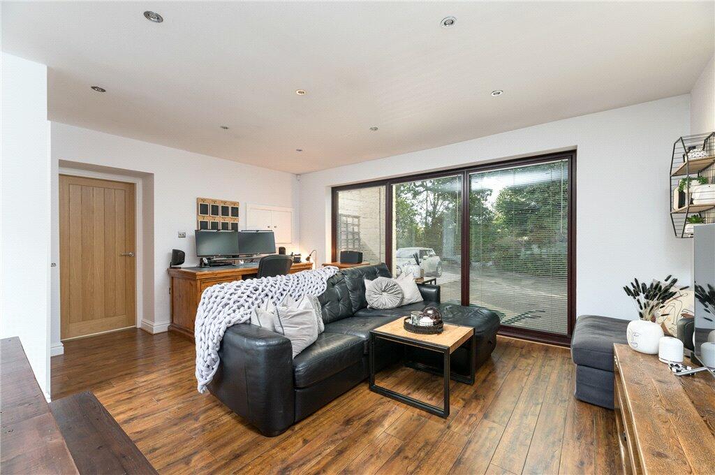 Additional image 4 of Cromwell Court, Bradford, West Yorkshire, BD9