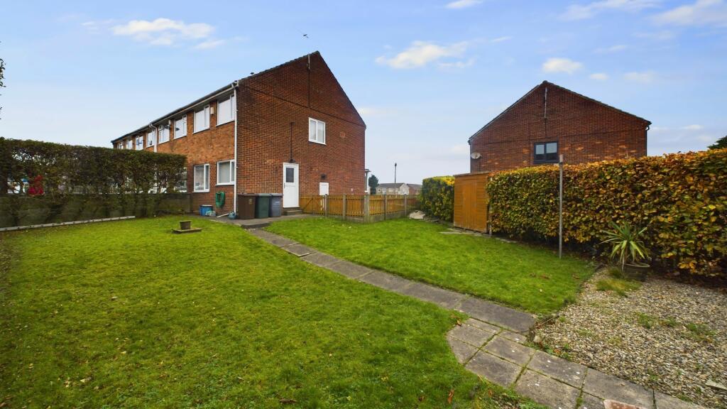 Additional image 14 of Fenby Grove, Bradford, BD4