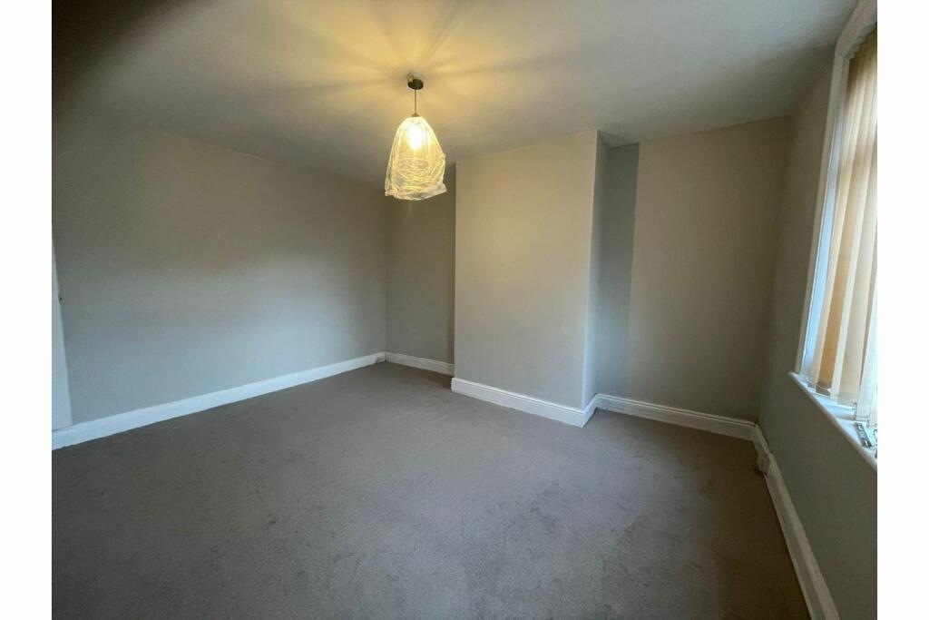 Additional image 2 of North Street, Bradford, BD12