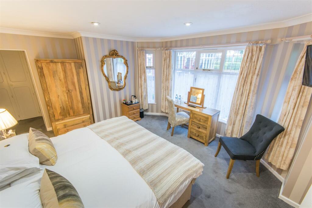 Additional image 41 of Pinewood Road, Branksome Park, Poole