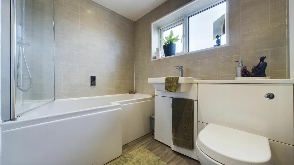 Additional image 11 of Ullswater Drive, Bradford, BD6