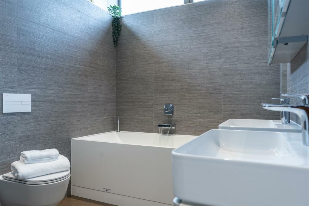 Additional image 16 of Alington Road, Evening Hill