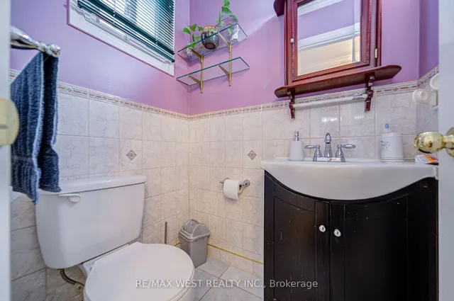 Additional image 5 of 7475 Goreway Dr Unit 18