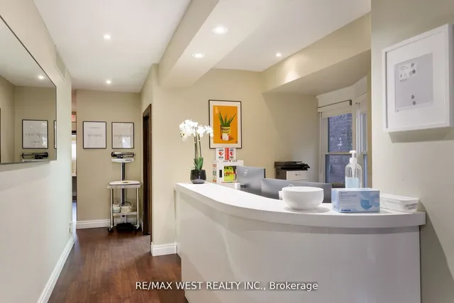 Additional image 7 of 96 Roncesvalles Ave