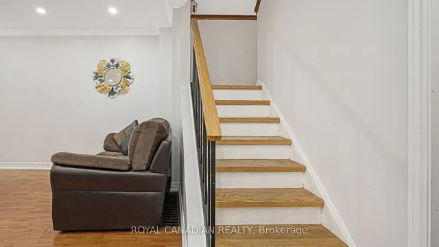 Additional image 13 of 18 Wabash Crt