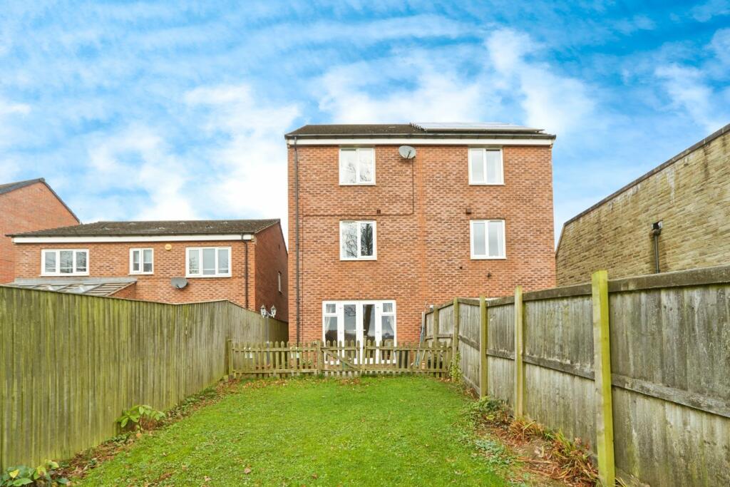 Additional image 18 of Redbrook Way, Bradford, BD9