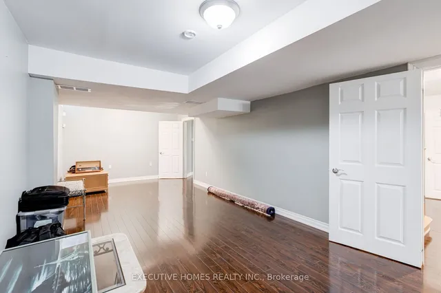 Additional image 36 of 178 Bristol Rd