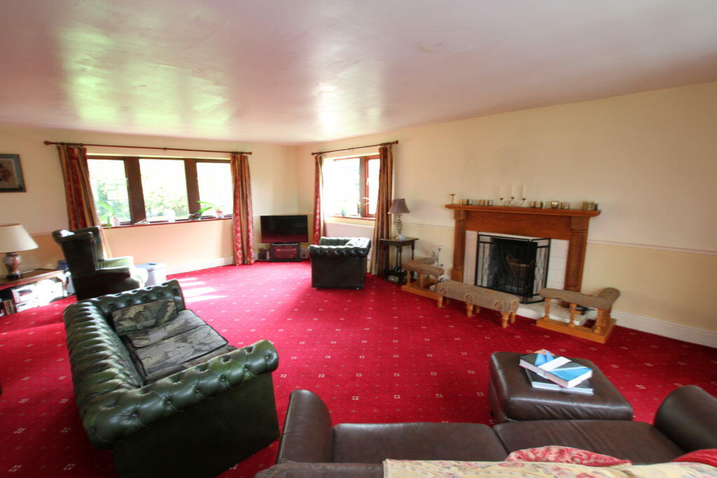Additional image 6 of 5 bedroom house for sale – Cherry Tree House, Wilsden, Bradford, BD15 0DB