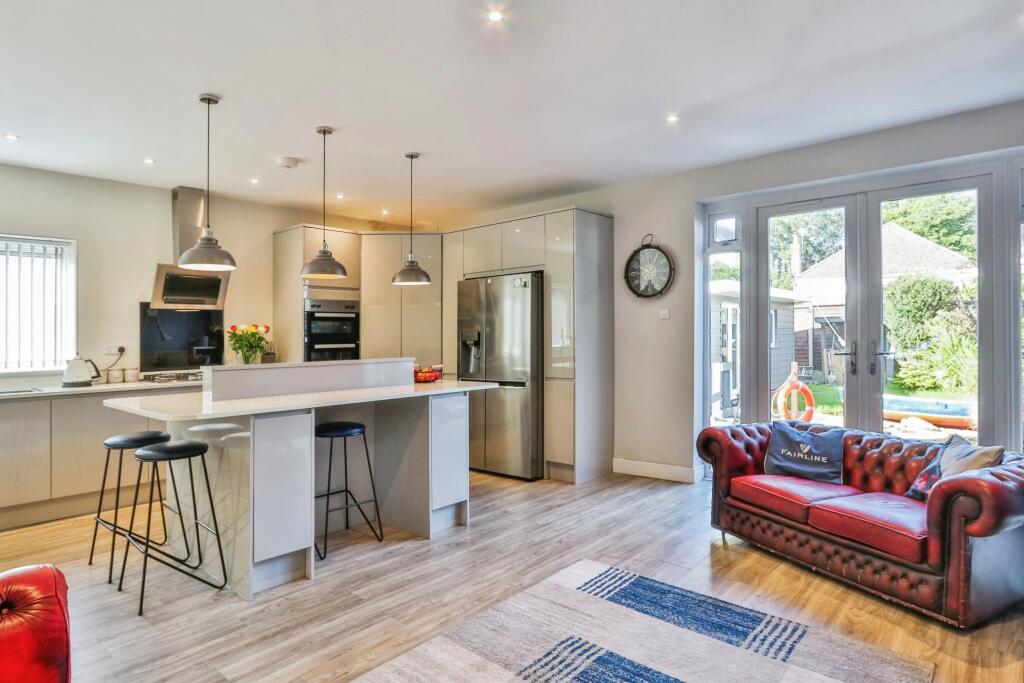 Additional image 4 of Woodlands Avenue, Poole, Dorset, BH15