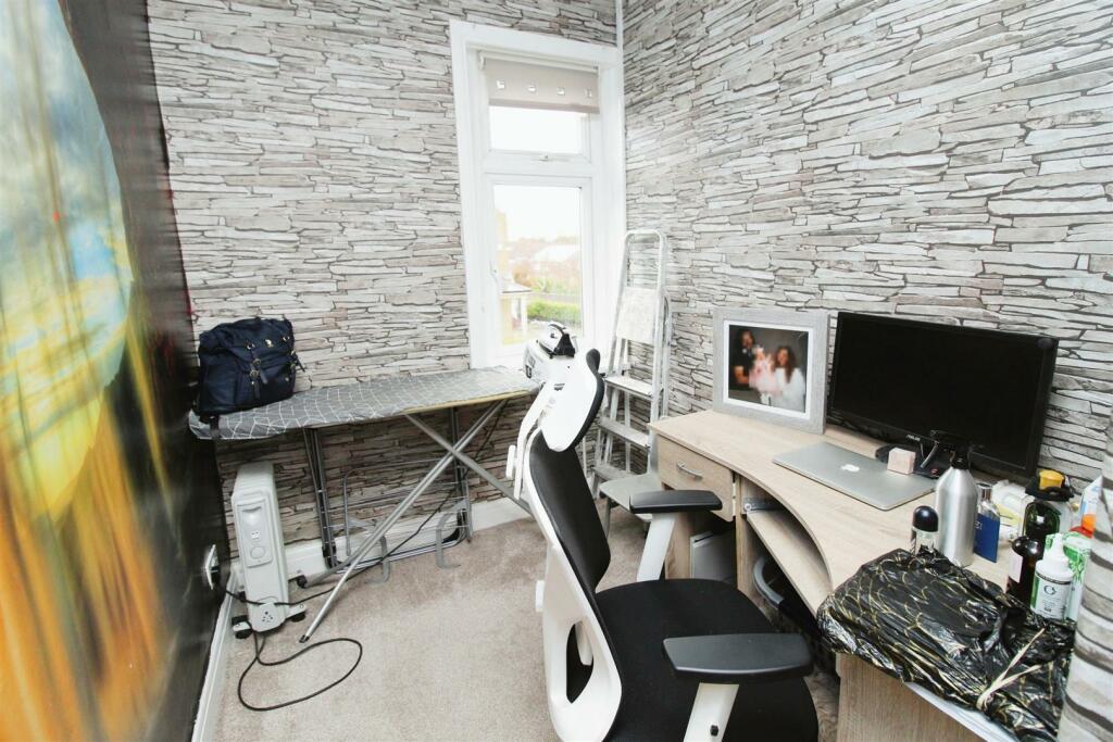 Additional image 10 of Thoresby Grove, Bradford, BD7 4QW