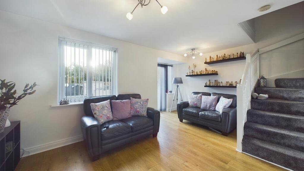 Additional image 3 of Ullswater Drive, Bradford, BD6