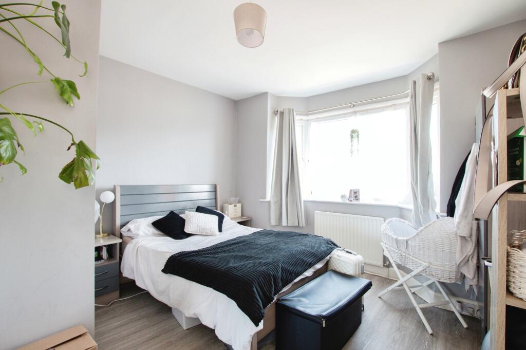 Additional image 12 of Wallisdown Road, Poole, BH12