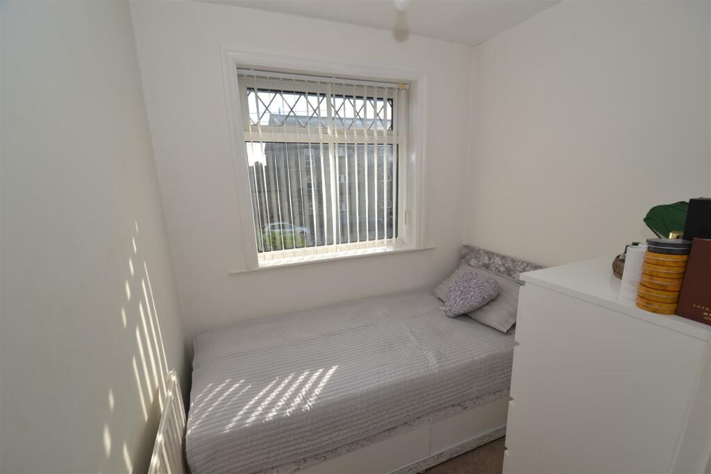 Additional image 9 of Highgate Road, Queensbury, Bradford