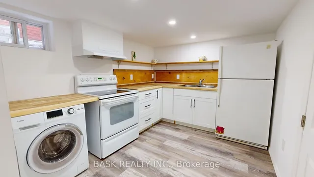 Additional image 35 of 42 Shanley St