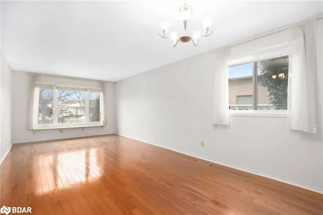 Additional image 11 of 15 Oakington Pl