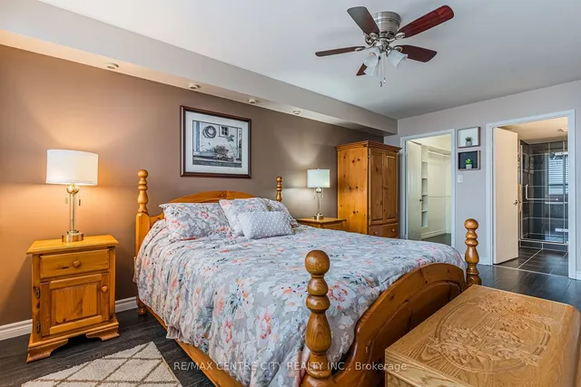 Additional image 14 of 3227 King St Unit 908