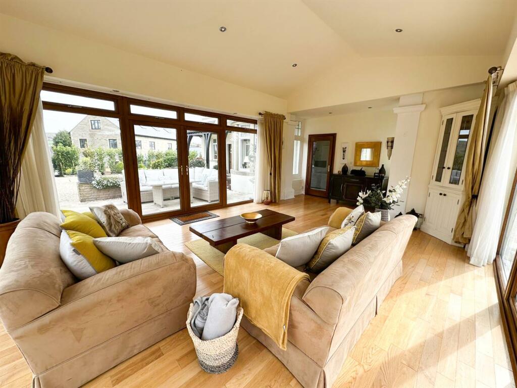 Additional image 15 of Park Road, Cross Hills,