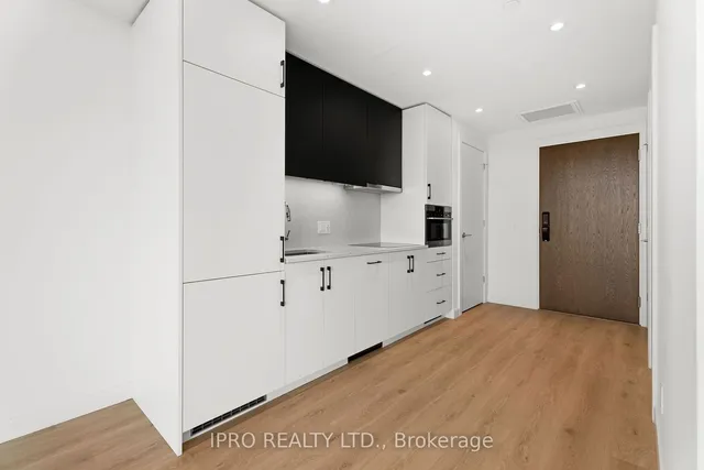 Additional image 7 of 741 King St Unit 509