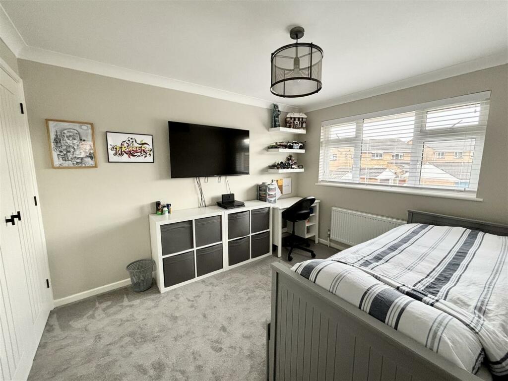 Additional image 11 of Hop Close, Upton