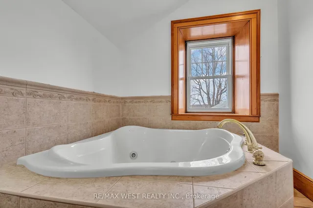 Additional image 36 of 1802 Regional Rd 97 Rd