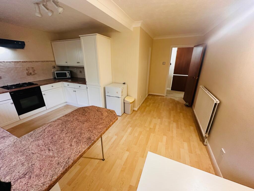 Additional image 3 of The Avenue, POOLE