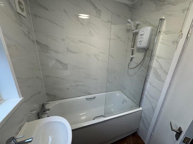 Additional image 7 of Broadstone Way, Bradford, West Yorkshire, BD4