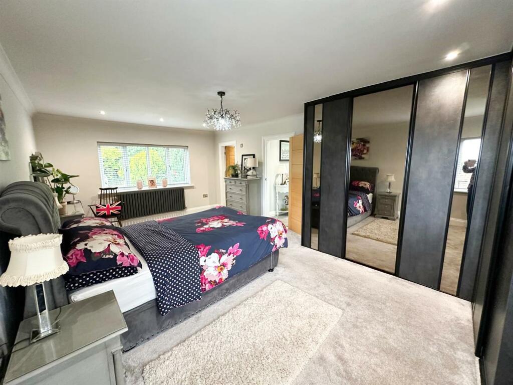 Additional image 33 of Ladymead, Glenlyon Avenue, Keighley