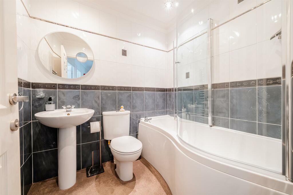 Additional image 23 of Holly Lodge, Lindsay Road