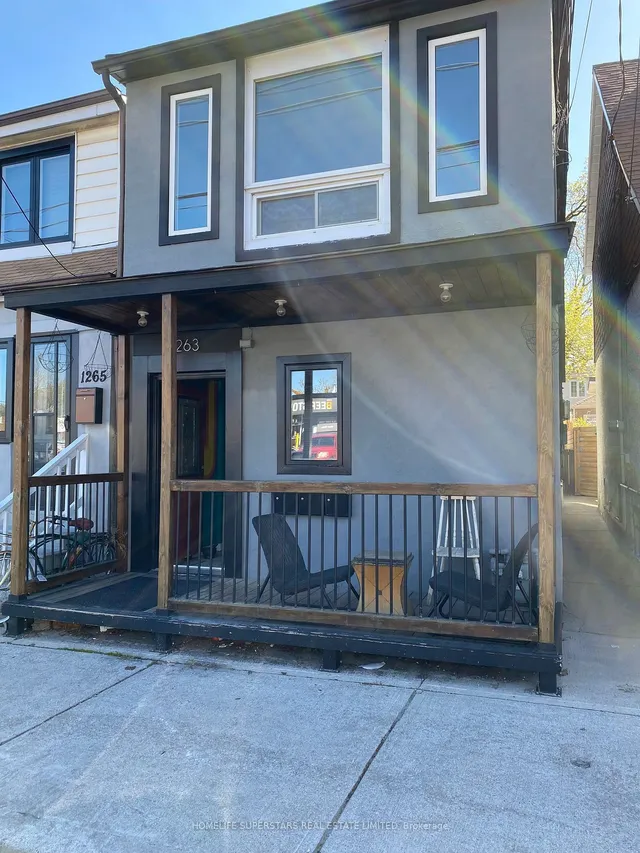 1263 Woodbine Ave