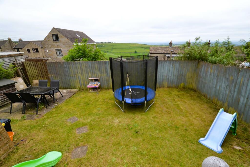 Additional image 16 of Pendle Court, Queensbury, Bradford