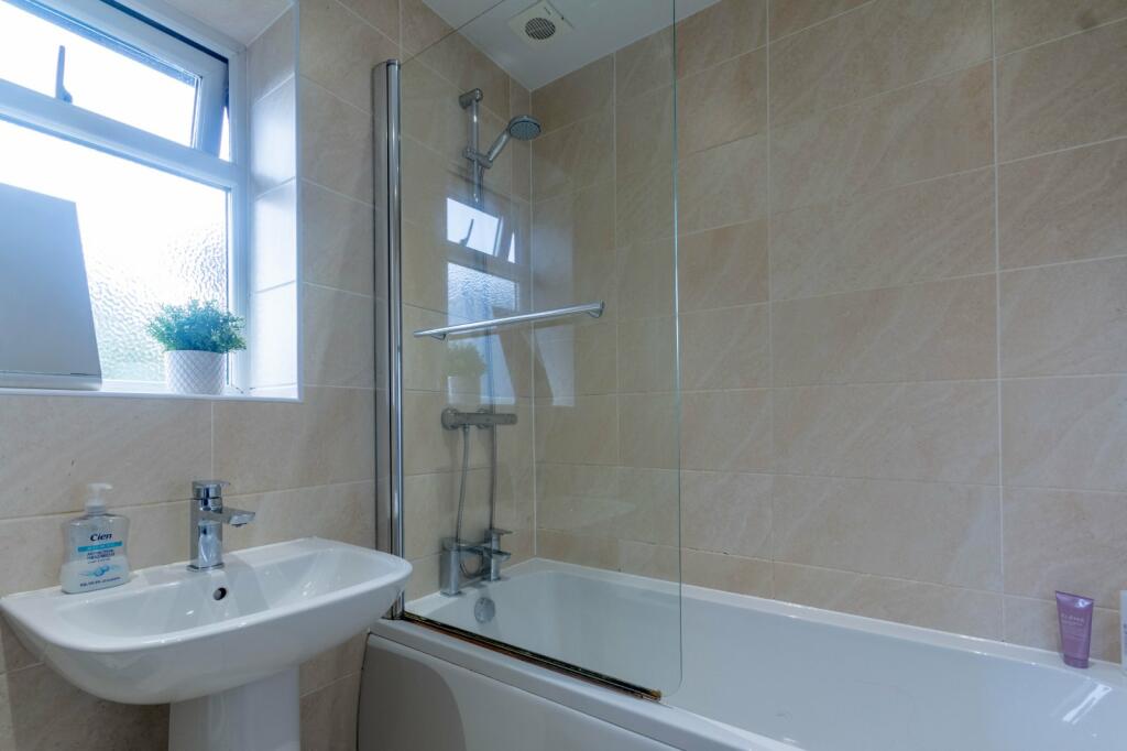 Additional image 9 of Ling Park Avenue, Wilsden, Bradford, West Yorkshire, BD15