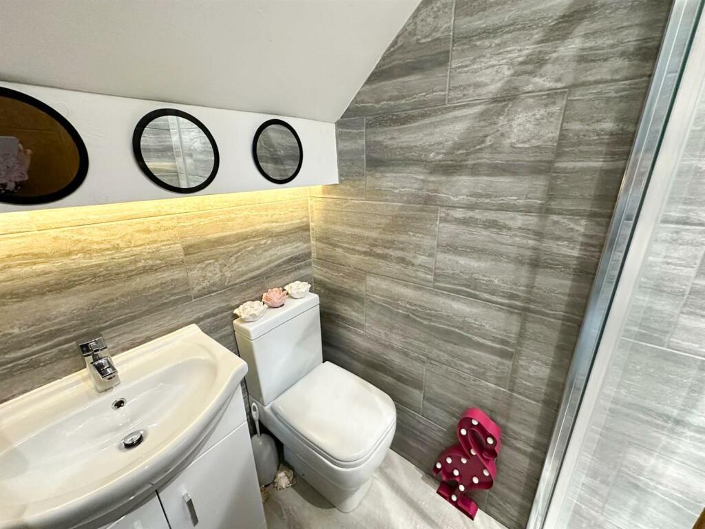 Additional image 21 of Ladymead, Glenlyon Avenue, Keighley