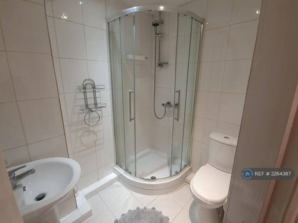 Additional image 10 of Claremont, Bradford, BD7