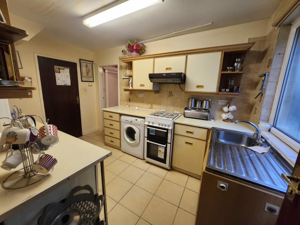 Additional image 5 of Heaton Park Drive, BD9 5QH