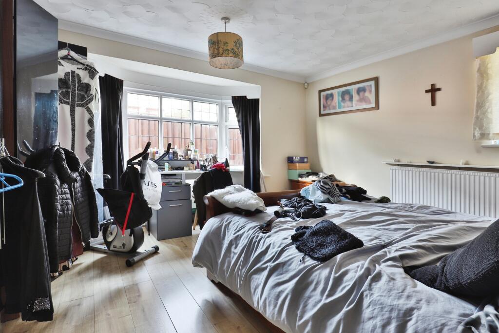 Additional image 9 of Frensham Close, BOURNEMOUTH, Dorset, BH10