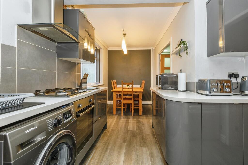 Additional image 4 of Tyersal Grove, Bradford