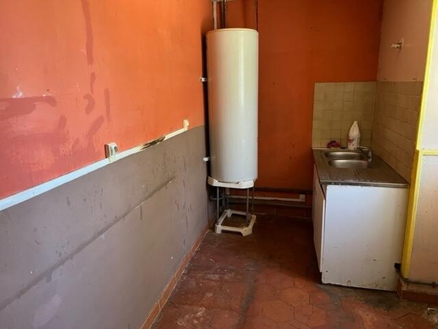 Additional image 2 of Carrouges, Orne, 61320, France