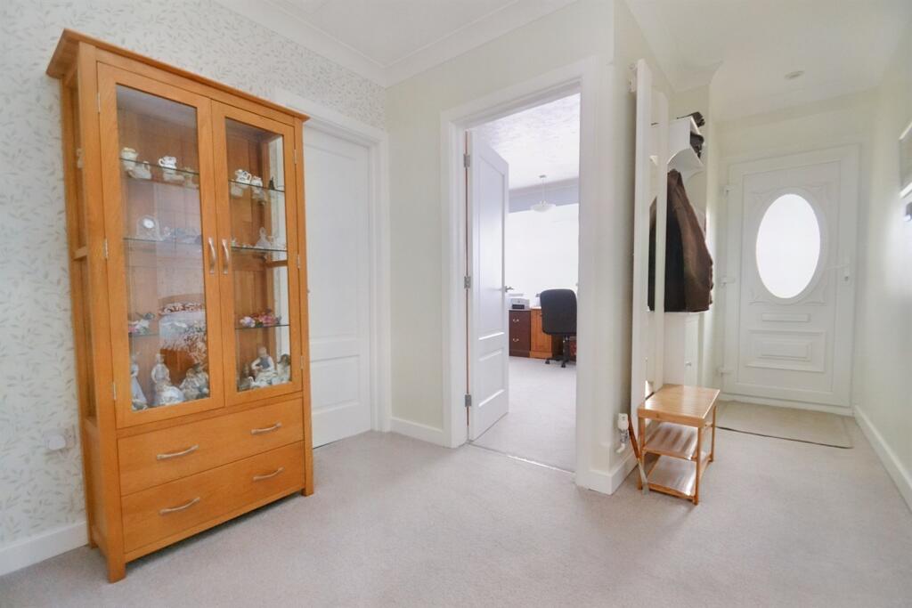 Additional image 10 of Darbys Corner