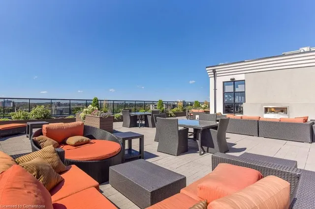 Additional image 40 of 112 Benton St Unit 210