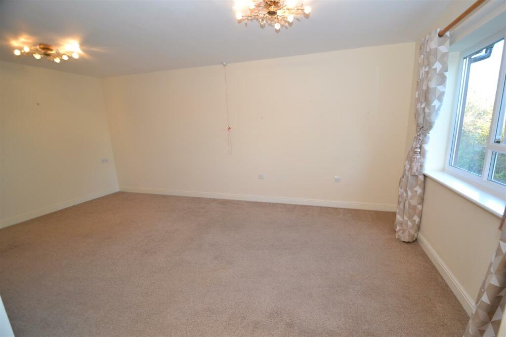 Additional image 7 of Rowanberries, Baldwin Lane, Clayton, Bradford