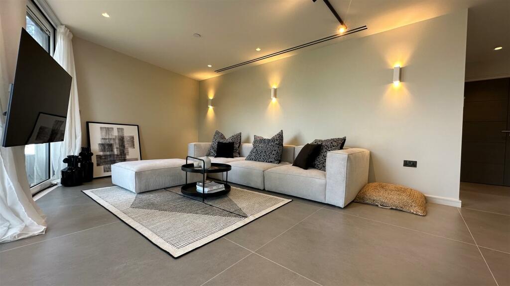 Additional image 11 of Banks Road, Sandbanks