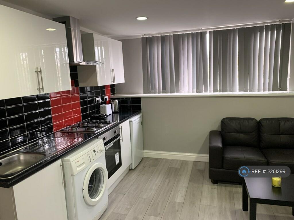 Additional image 3 of Claremont, Bradford, BD7