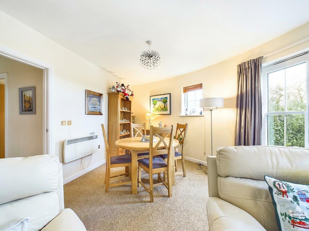 Additional image 3 of Agincourt Drive, Hill Top View, Gilstead