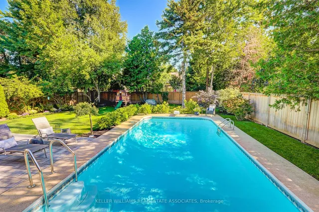 Additional image 37 of 2107 Courtland Cres